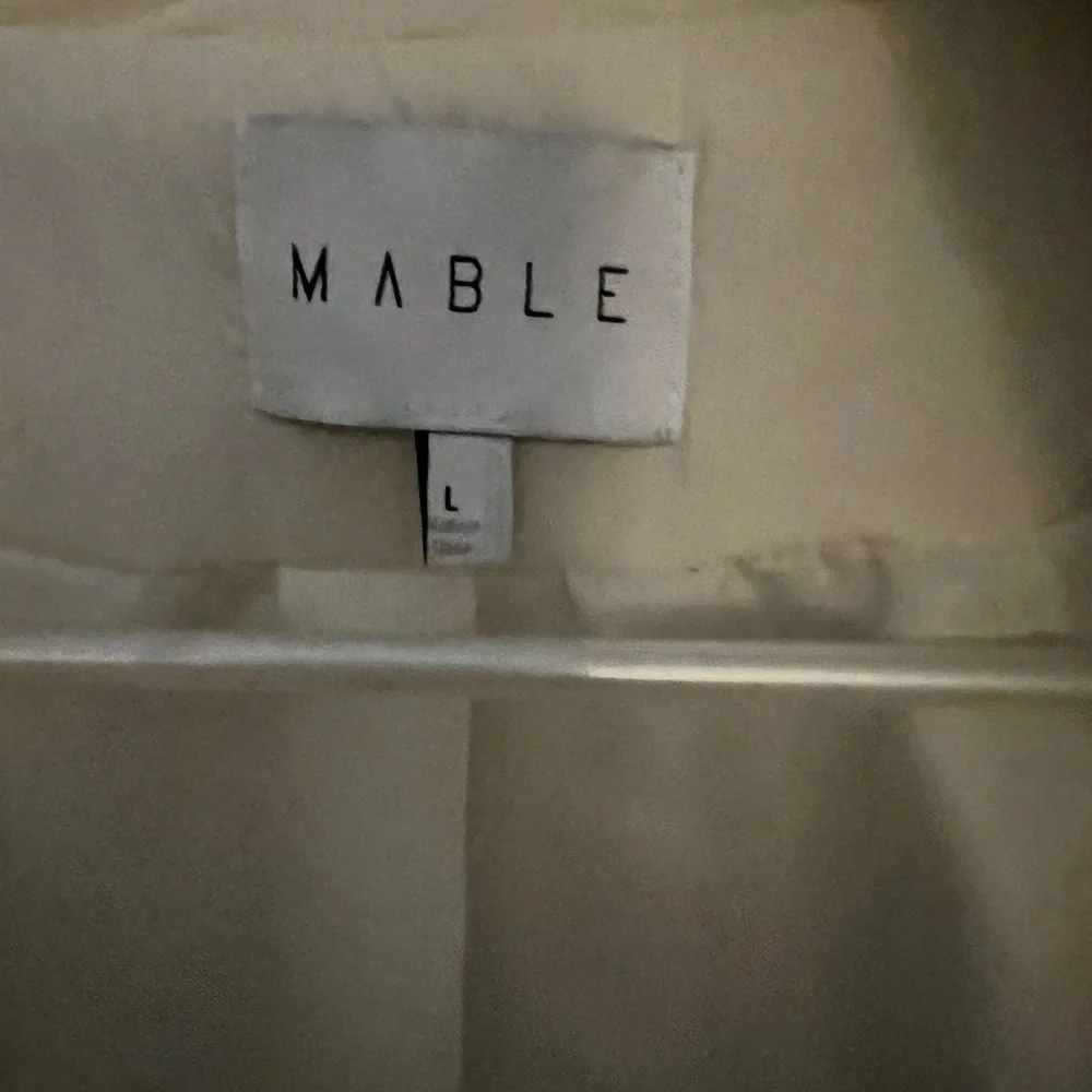 MARBLE Quilted Bow-Embellished Cream Puffer Jacket - Picture 2 of 2